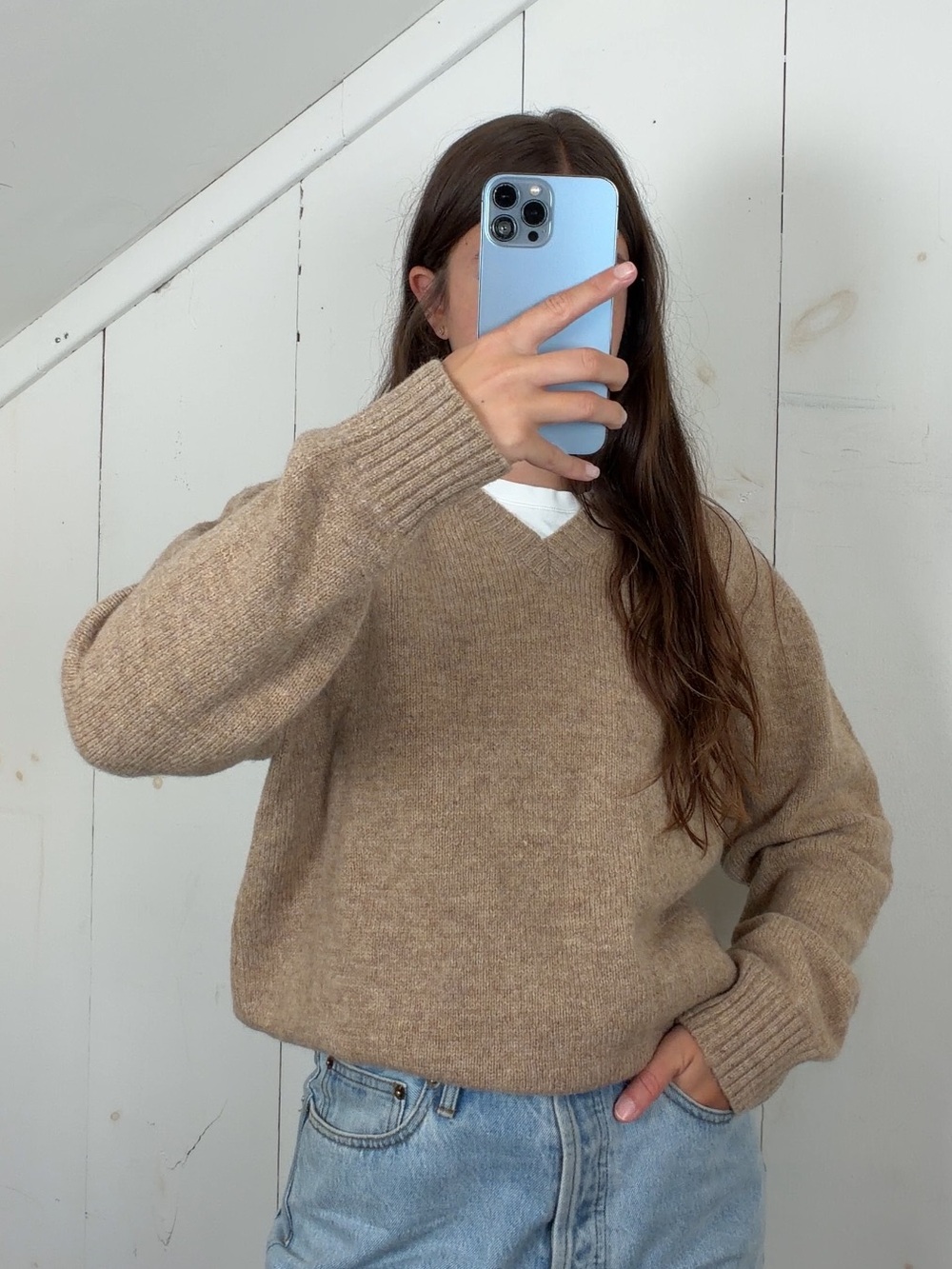 Vintage LL Bean Tan V-Neck Pullover Long Sleeve 100% Wool Sweater Men’s Large